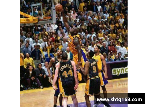 NBA联防战术分析与实战应用：团队合作下的防守策略探讨